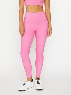 Cream Yoga High-Rise Pink Ribbed Leggings Size Medium